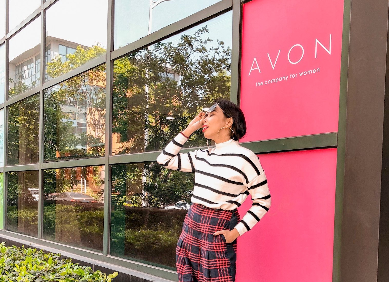 From an Avon Baby to a Beauty Insider: The Avon Experience Beyond the Catalogue